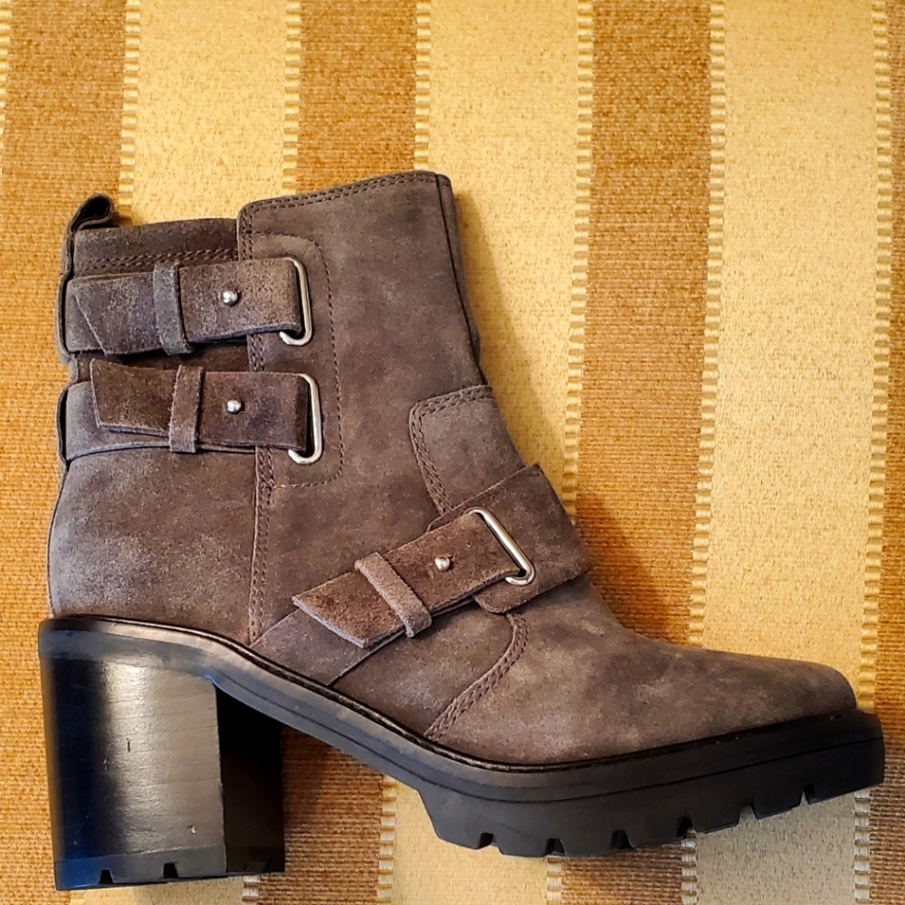 Marc Fisher anki boots suede
